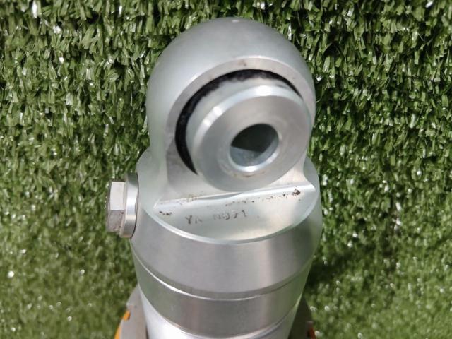 ★【OHLINS(オーリンズ)】 リアサスペンション FZ1 FAZER外し