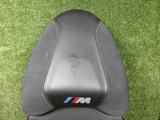 BMW genuine optional low seat
Removed from M1000XR (2025 model)