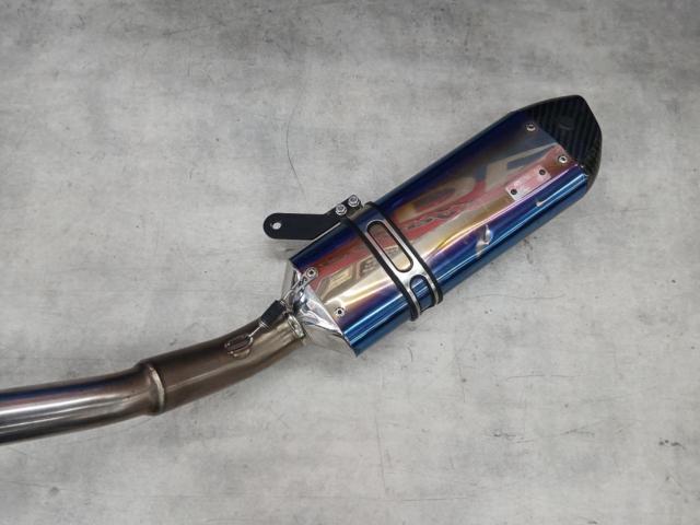 YOSHIMURA
Machinery song
R-77S cyclone
Titanium Blue/Carbon End Muffler
Gixxer 250/SF250 (2BK-ED22B)
