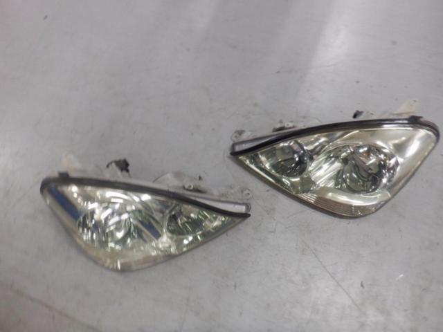 Toyota original (TOYOTA)
Headlight