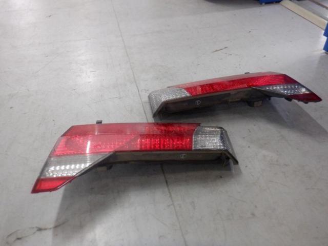 Toyota original (TOYOTA)
Tail lens