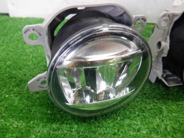Daihatsu genuine (DAIHATSU)
LED fog lamp
