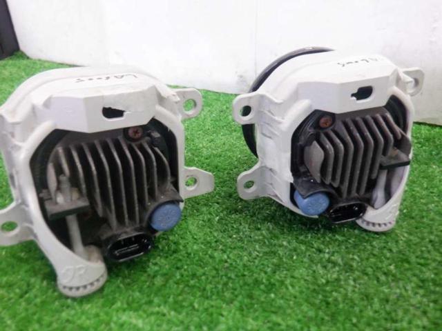 Daihatsu genuine (DAIHATSU)
LED fog lamp