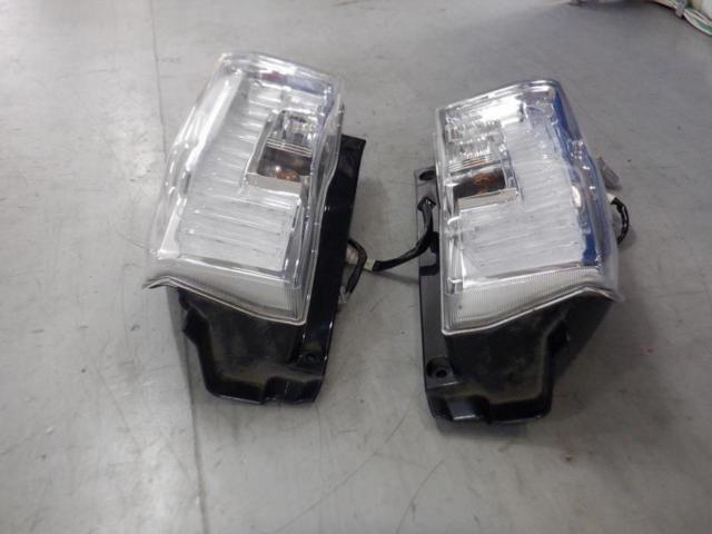 ダイハツ純正(DAIHATSU) LEDテールレンズ
