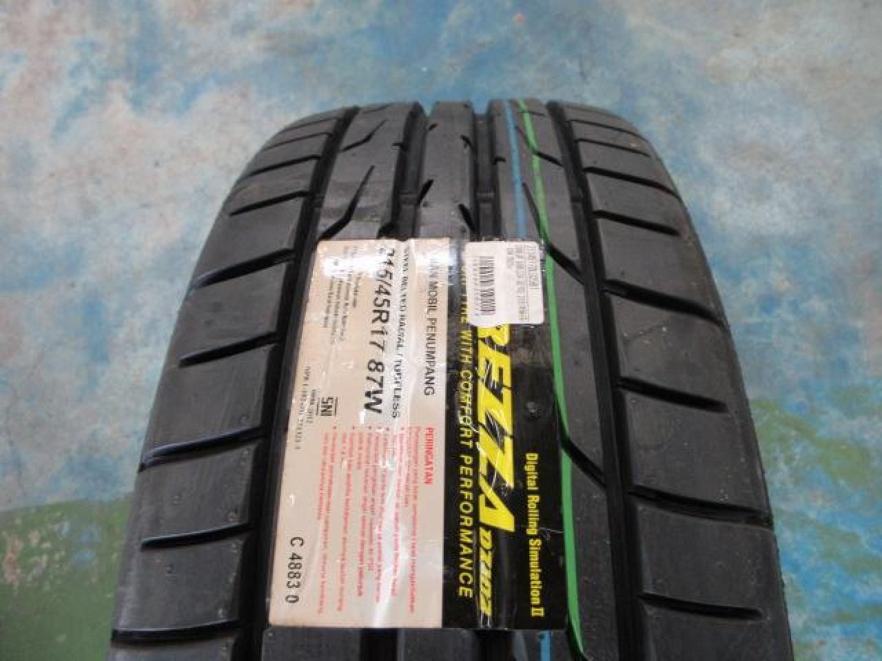 DUNLOP
DIREZZA
DZ102
215 / 45R17
87W