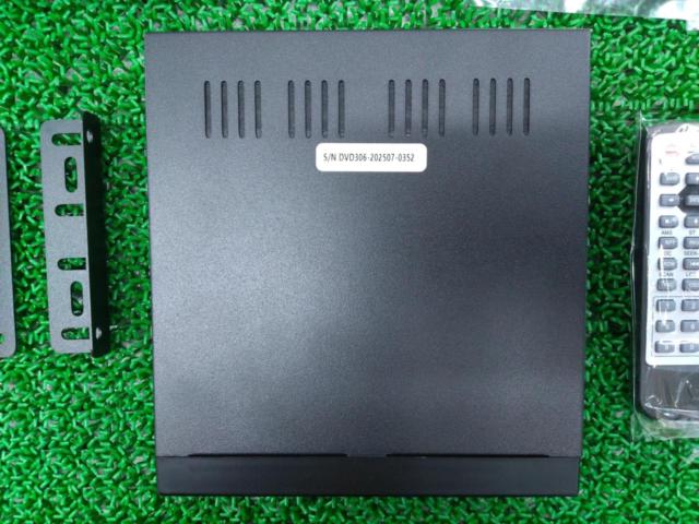 マックスウィン 超薄型車載用DVDプレーヤー DVD306