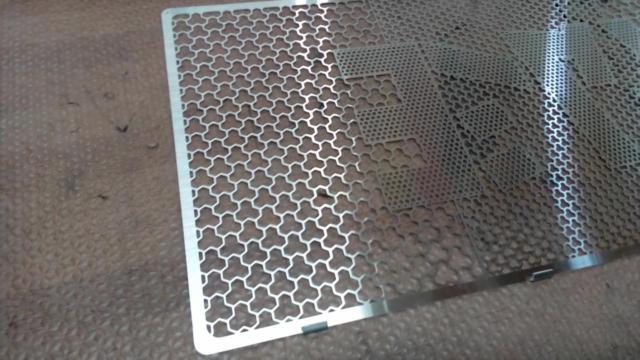 ★値下げしました!9ヨシムラ ラジエターコアプロテクター
