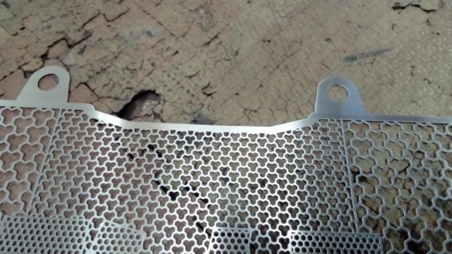 ★値下げしました!8ヨシムラ ラジエターコアプロテクター