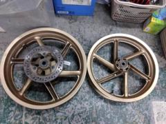 ★値下げしました!7HONDA NSR250R SP MGAGTE純正ホイールセット