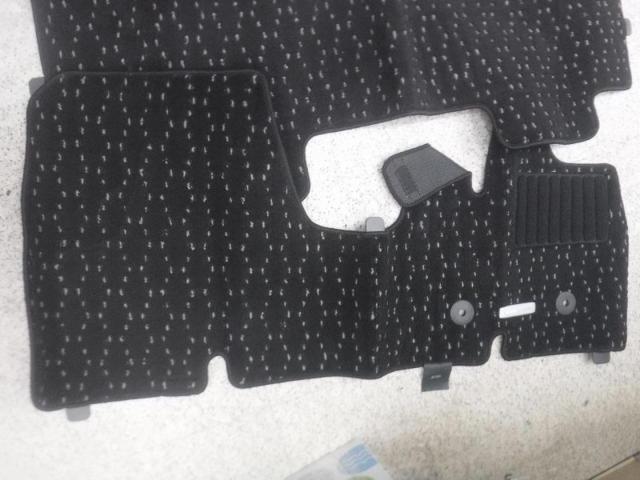 〇値下げしました!三菱純正 フロアマット