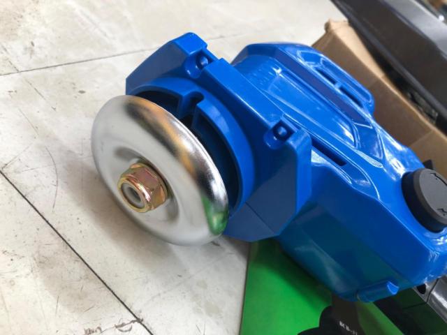 メーカー不明 電動草刈り機