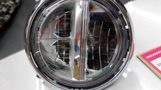 Honda genuine
Headlight ASSY
Super Cub 110