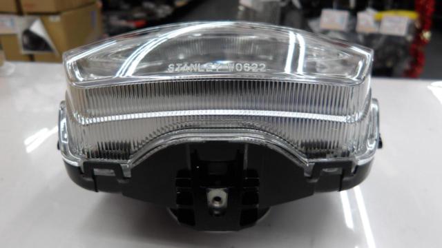 Honda genuine
Headlight unit
Super Cub 50 (AA04)