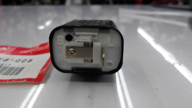 Honda genuine
Relay COMP turn signal (DENSO)
2-pole