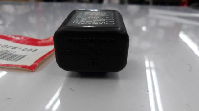 Honda genuine
Relay COMP turn signal (DENSO)
2-pole