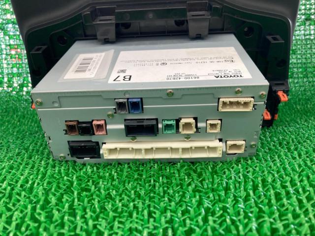TOYOTA(トヨタ) 純正ディスプレイオーディオ [86100-42B70]