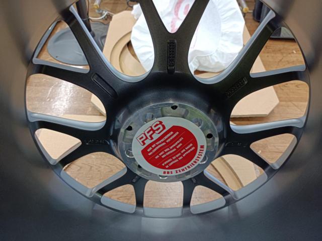 BBS
GERMANY
CH-R
122
+
One two three