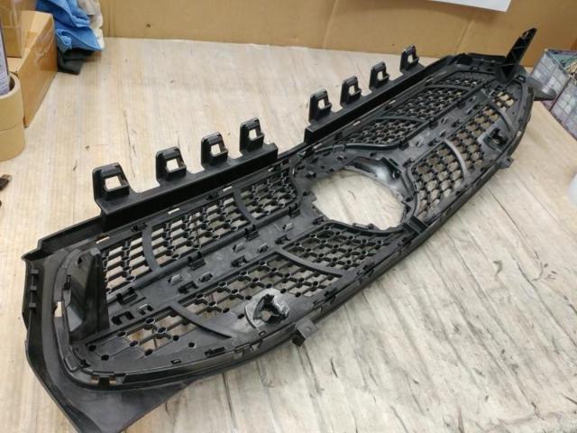 メルセデス純正 フロントグリル