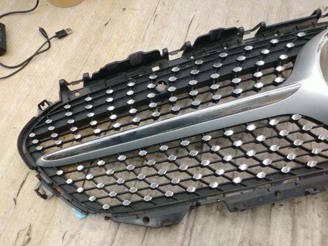 メルセデス純正 フロントグリル