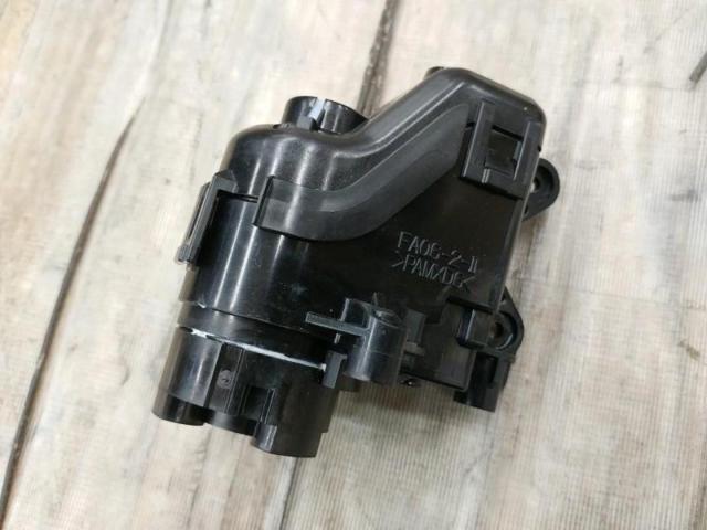 MAZDA genuine
Actuator