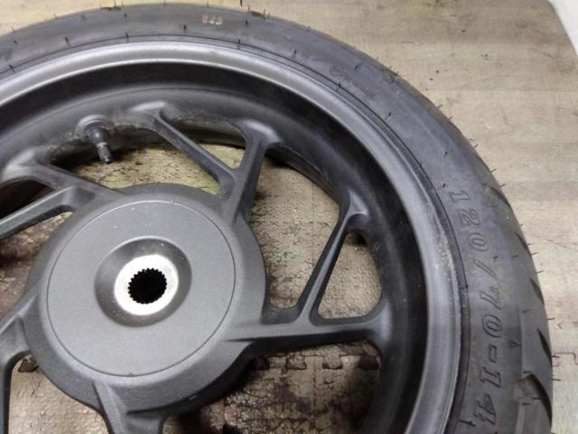2HONDA Vario160純正リアタイヤホイールセット