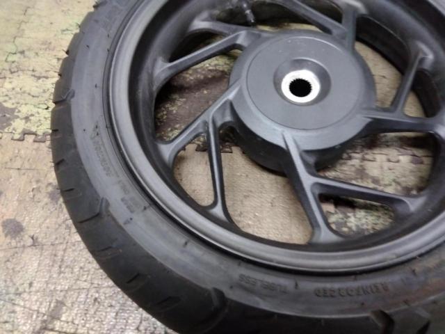2HONDA Vario160純正リアタイヤホイールセット