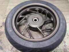6HONDA VARIO160純正リアタイヤホイールセット