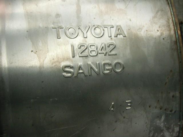TOYOTA ACR50エスティマ期純正 マフラー (TOYOTA 12842 SANGO) | やや 