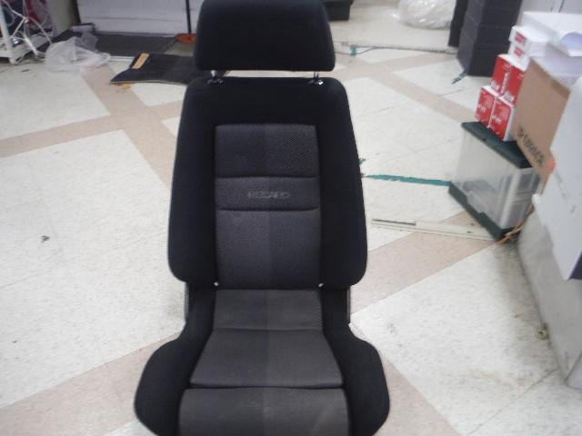 RECARO LS☆ホールド性良し!!!LXシリーズとの違いを実感して 