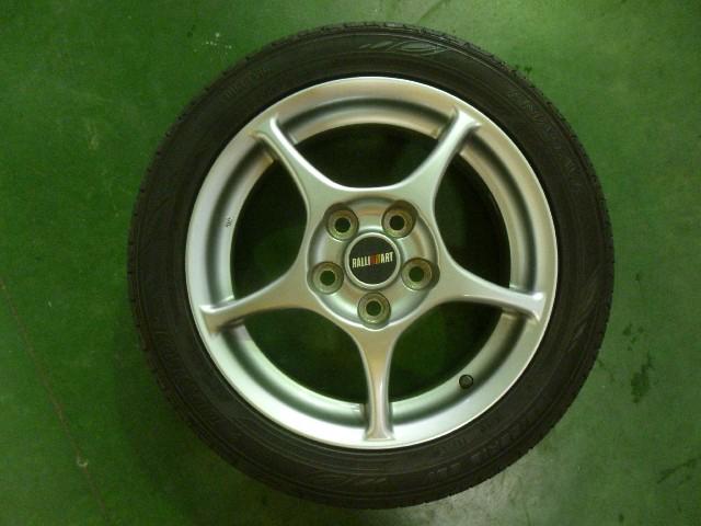 三菱 ランサーセディアワゴン ラリーアート純正ホイール + DUNLOP 