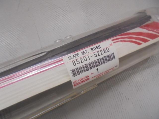 トヨタ純正 85201-52280 冬用ワイパー 運転席/リアウィンドウ | 新古品 | アップガレージ 岡崎宇頭店 | カー用品 ...