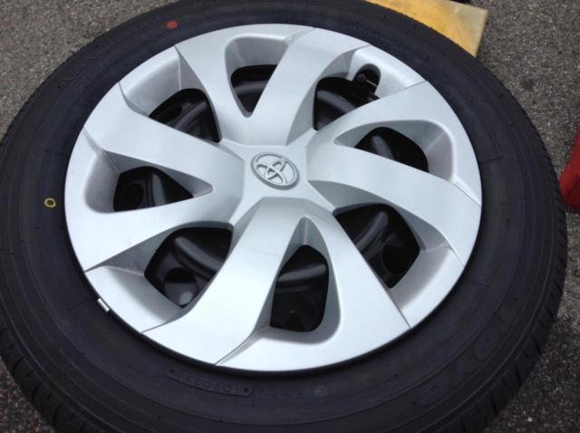 TOYOTA 新型シエンタ 170系 純正スチールホイール + TOYO NANOENERGY 