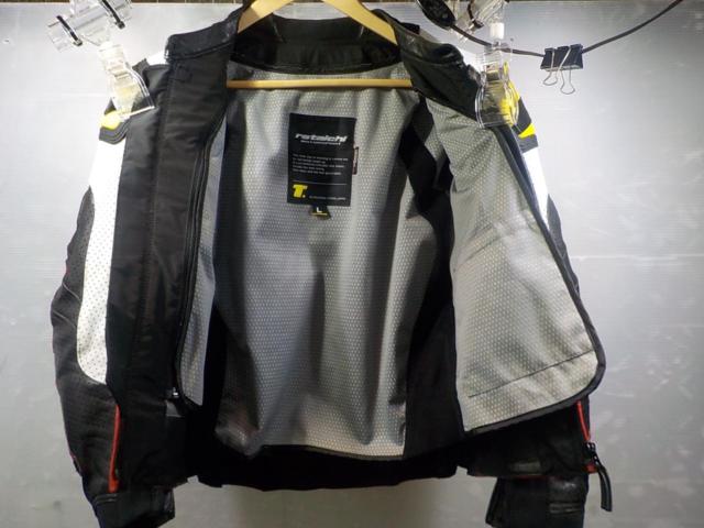 2019年3月12日値引きしました。サイズL RSTaichi(RSタイチ) RSJ817 GMXモーションベンテッドレザージャケット