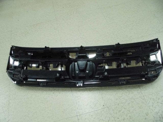 HONDA Nbox JF1 カスタム 後期純正 フロントグリル (74104-TY0-ZZ10-M1 