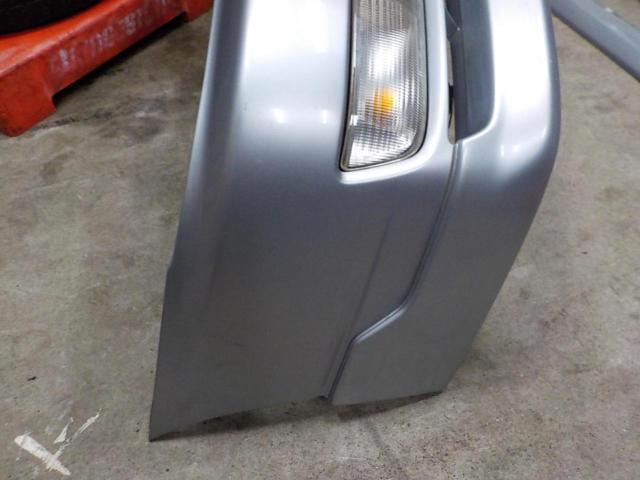 日産純正(NISSAN) C35ローレルクラブS前期純正フロントバンパー + リップスポイラー