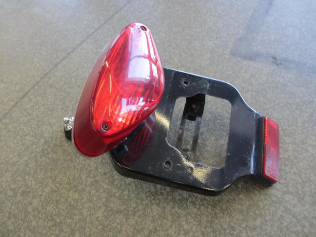 KAWASAKI(カワサキ) W650純正テールランプ | バイク用品 電装品 テールランプ(二輪)を通販で購入する | 中古カー＆バイク用品