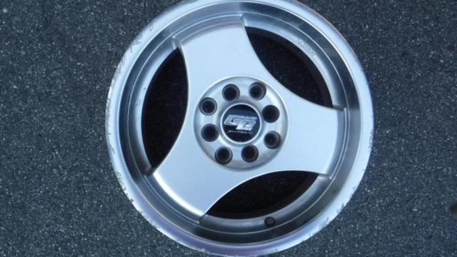 YOKOHAMA(ヨコハマ) GRAND PRIX(グランプリ) GP3S | カー用品 アルミ  