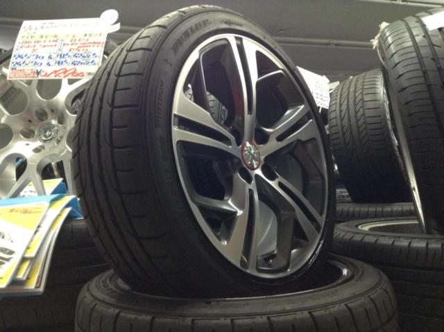 PEUGOT プジョー 208 GTI 後期純正ホイール+DUNLOP DIREZZA DZ102 