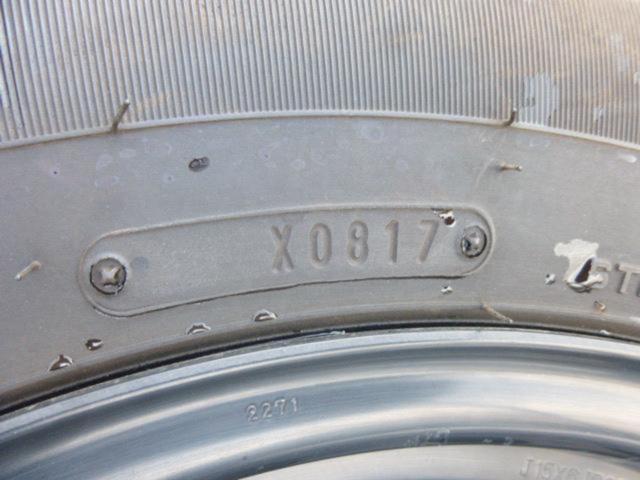 TOYOTA 200系ハイエース純正スチール + DUNLOP SP175N 195/80-15 107 