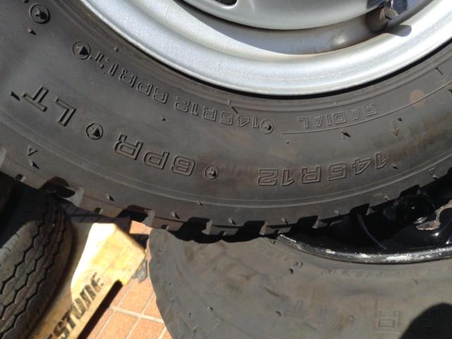 SUBARU サンバー純正スチールホイール + YOKOHAMA SUPER DIGGER 828 