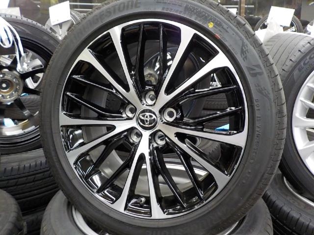 トヨタ純正(TOYOTA) AXVH70/カムリ WS レザーパッケージ 純正ホイール 