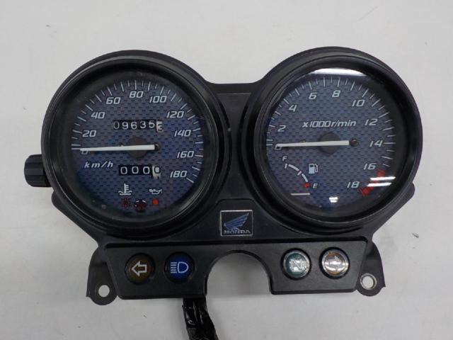HONDA(ホンダ) ホーネット250(MC31)純正メーター | やや傷や汚れあり 