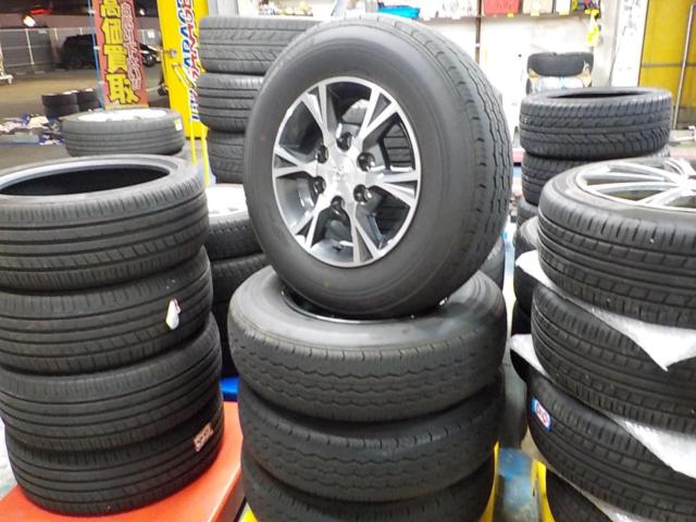 トヨタ純正(TOYOTA) ハイエース 純正オプション アルミホイール 