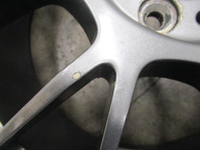 RAYS (Rays)
VOLK
RACING (Volk
Racing)
LE37
K
Gunmetallic / diamond cut
+
MICHELIN (Michelin)
PilotSPORT
Four