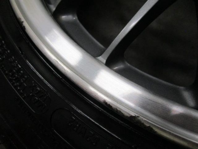 RAYS (Rays)
VOLK
RACING (Volk
Racing)
LE37
K
Gunmetallic / diamond cut
+
MICHELIN (Michelin)
PilotSPORT
Four
