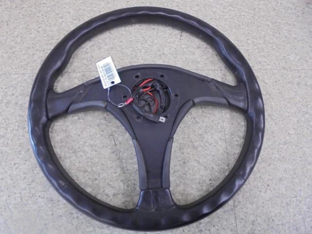 NARDI 3本スポークステアリング