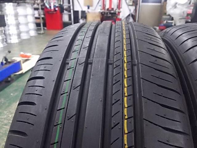【値下げしました】DUNLOP GRANDTREK PT30 225/60R18 タイヤ4本セット