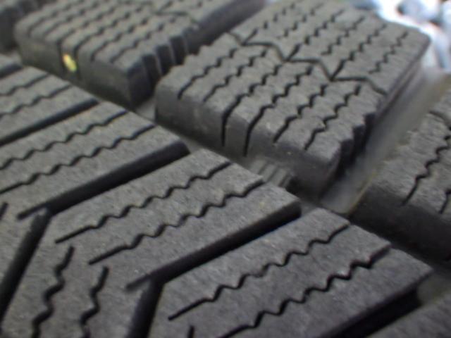 weds(ウェッズ) VELVA(ヴェルヴァ) AGUDO  + BRIDGESTONE(ブリヂストン) BLIZZAK VRX 4本セット