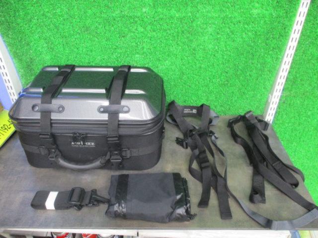MOTO FIZZ(モトフィズ) MFK-266 シートシェルケース(カーボン柄) 25L 