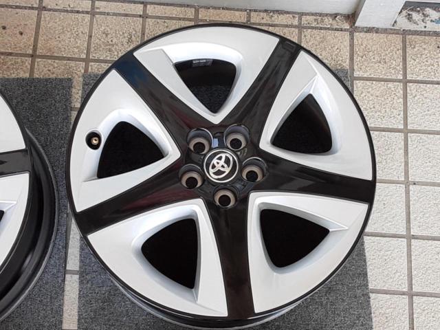トヨタ純正(TOYOTA) 50系 プリウス Sツーリングセレクション純正 (5本 
